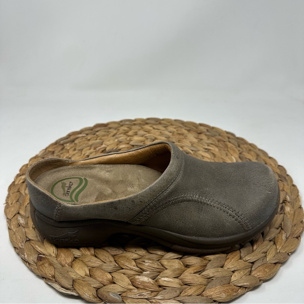 Dansko Kari Brown Distressed Leather Backless Clogs Size‎ EU 37